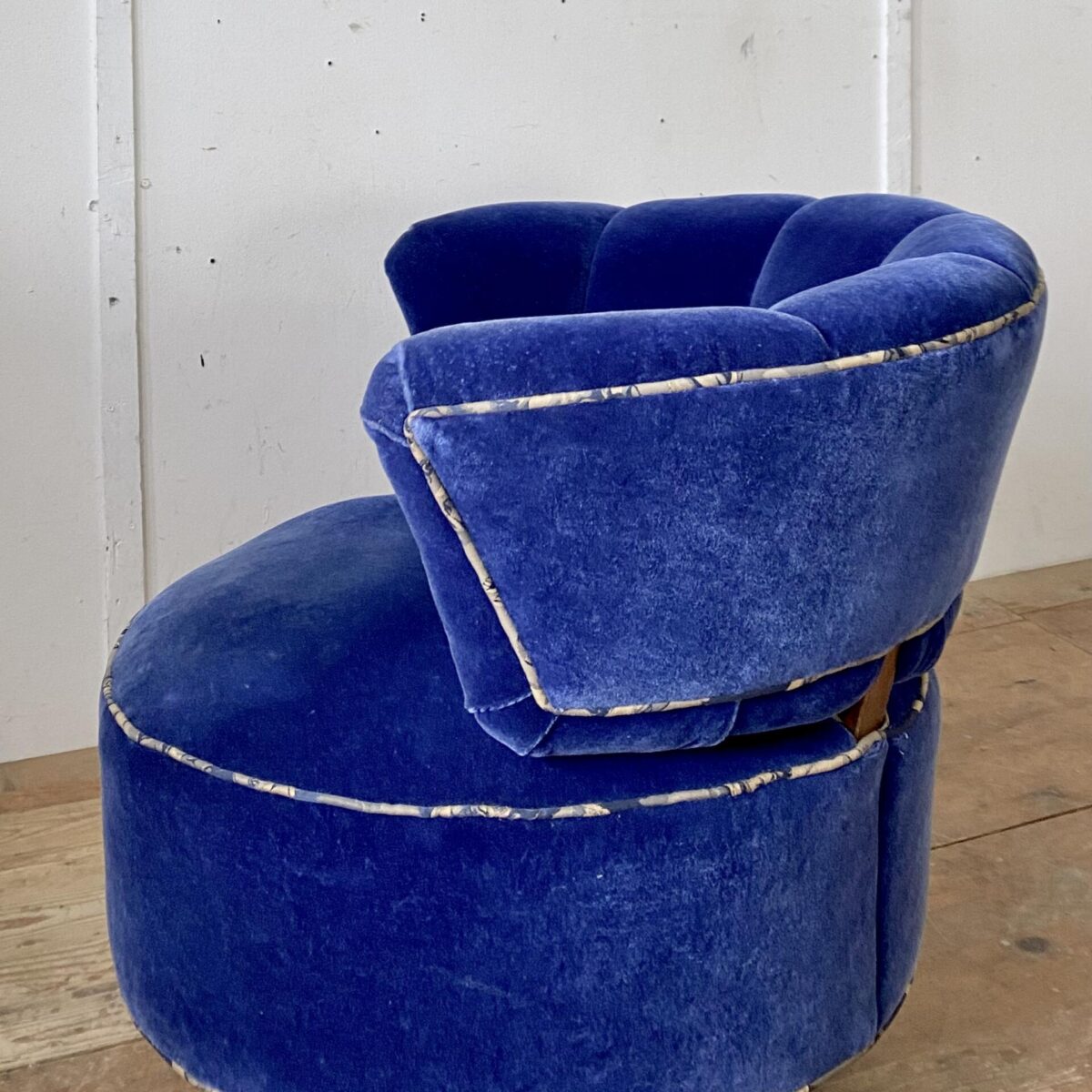 Deuxieme.shop Cocktail Sessel Easy Chair blauer Samt